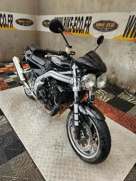 SPEED TRIPLE 955