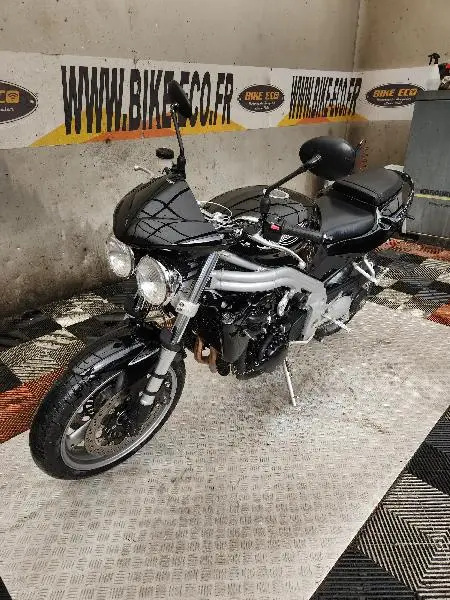 SPEED TRIPLE 955