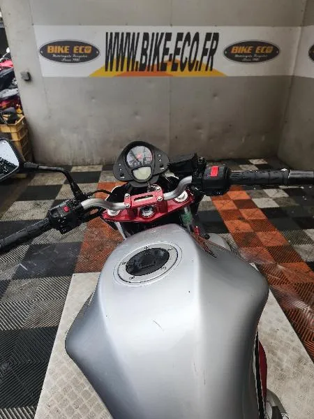 ER6