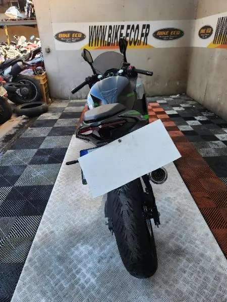Ninja 500 SE