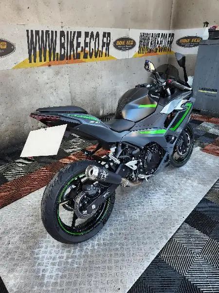 Ninja 500 SE