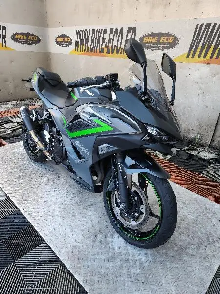 Ninja 500 SE