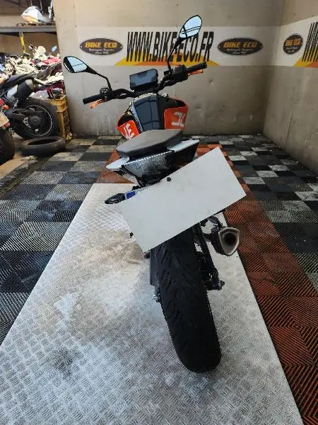 390 DUKE ABS