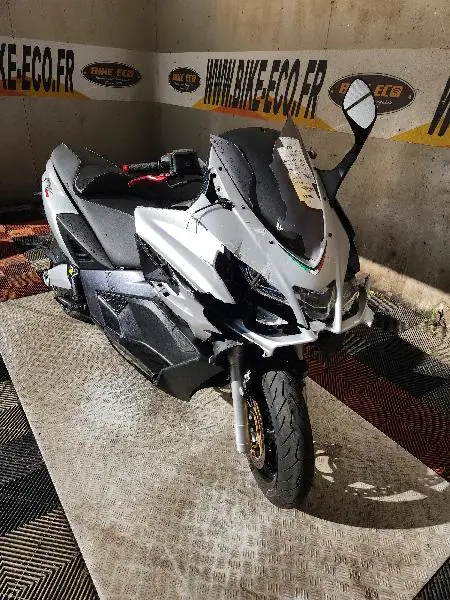 SRV 850