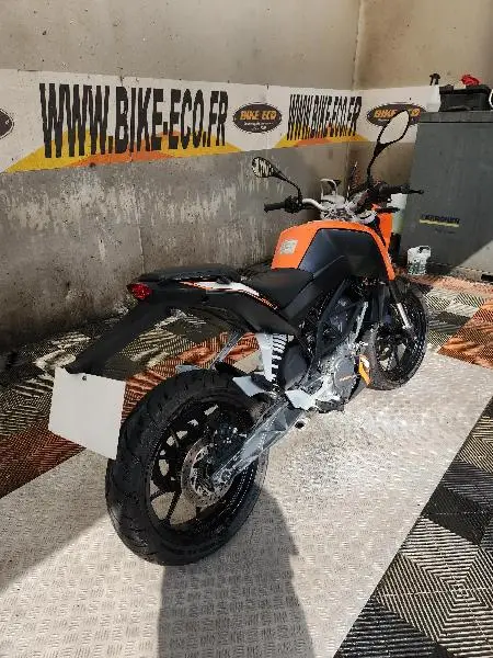 125 DUKE