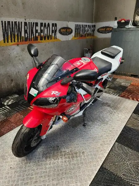 YZF 1000 R1