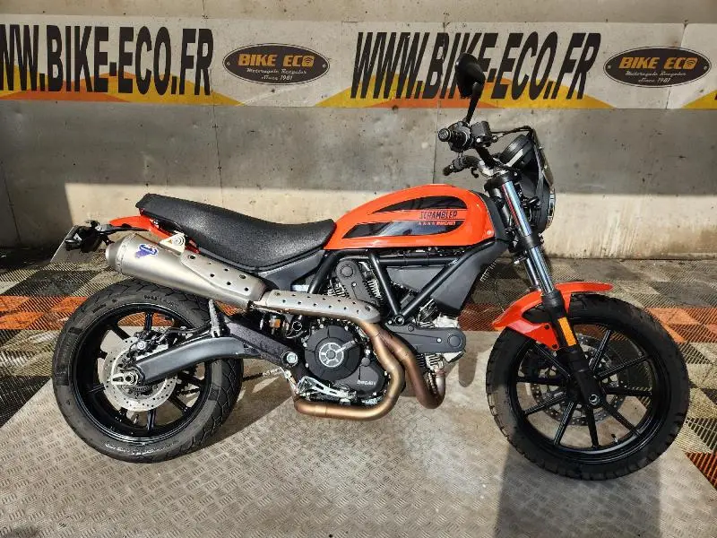 SCRAMBLER 2016