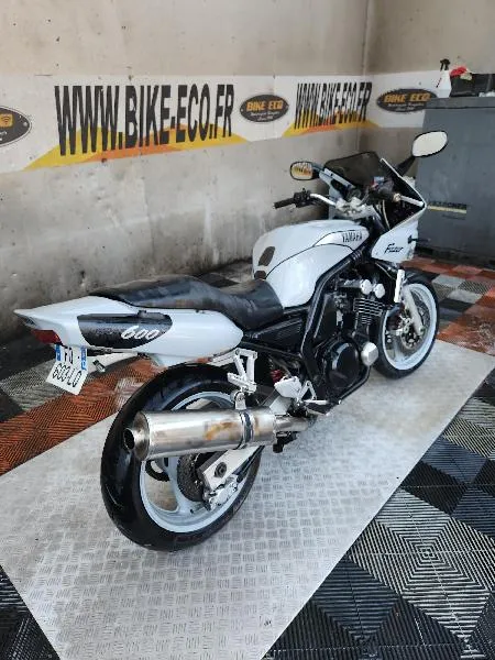 FZS FAZER