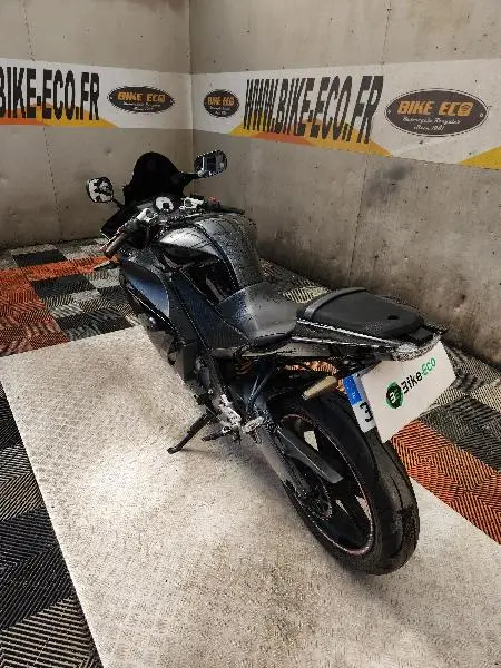 YZFR 125
