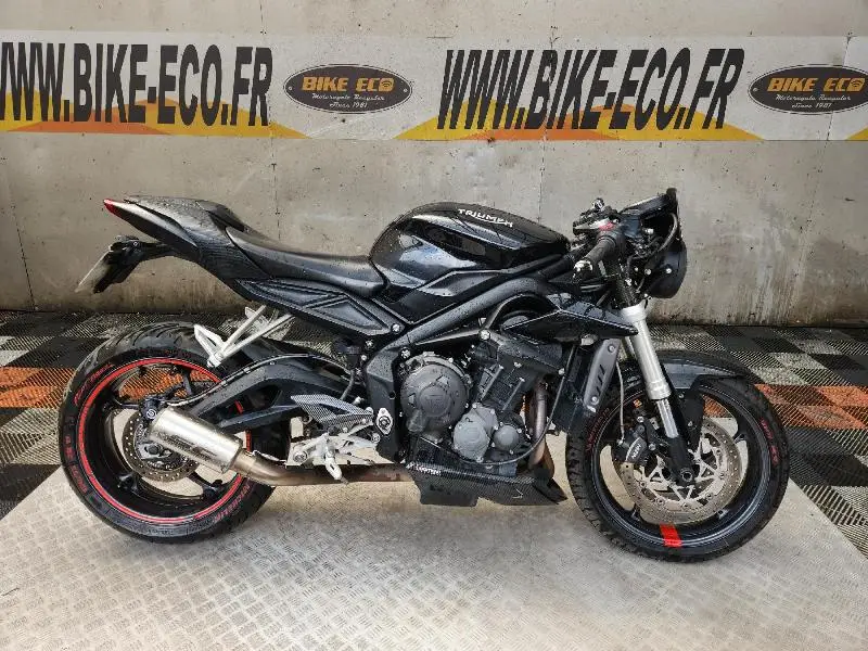 STREET TRIPLE 660 S