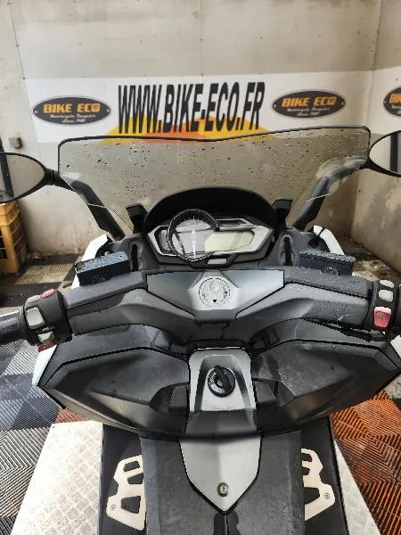 C 600 SPORT