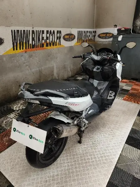 C 600 SPORT