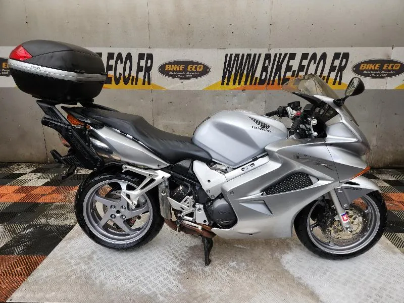 VFR 800 VTEC