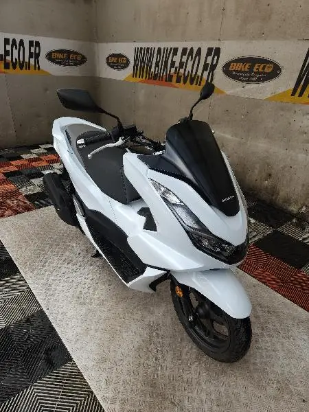 PCX 125