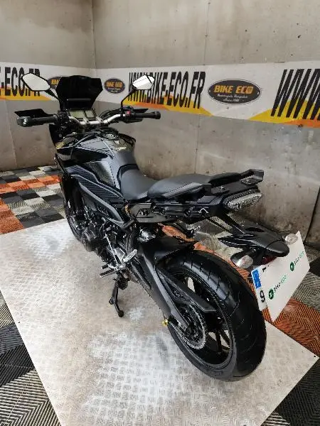 TRACER 9