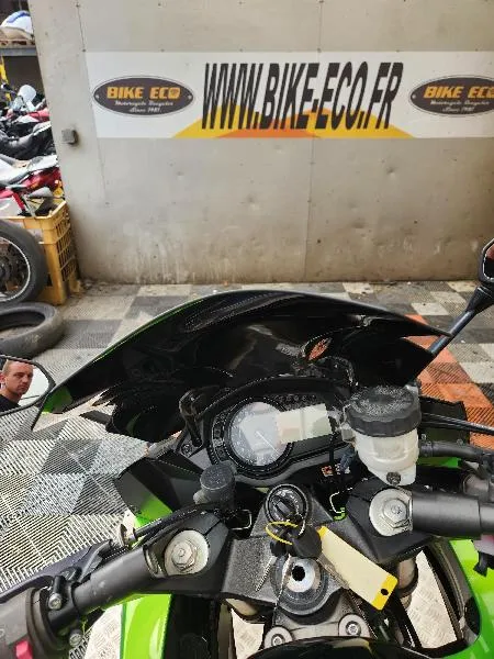 Z 1000 SX