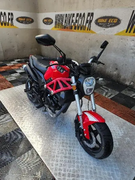 BOMBERS 125