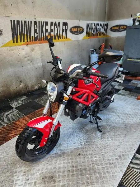 BOMBERS 125