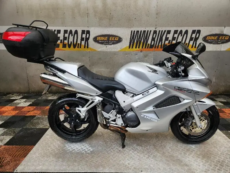 VFR 800 VTEC
