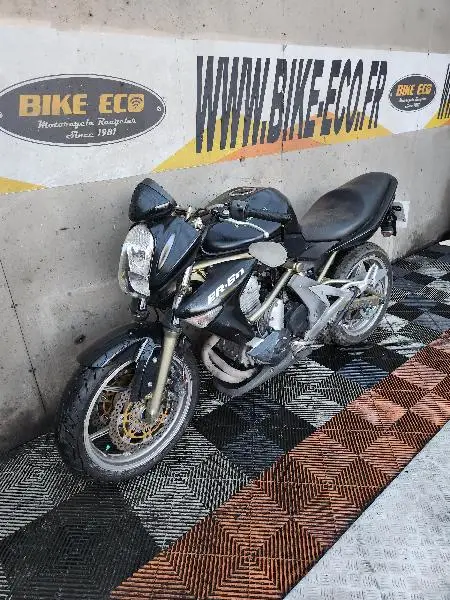 ER6