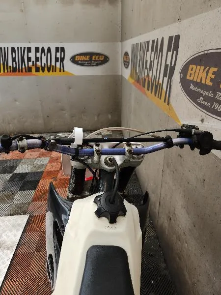 CR