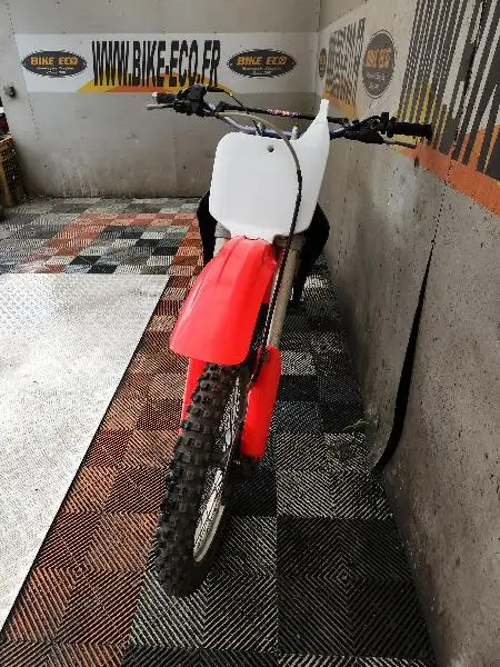 CR