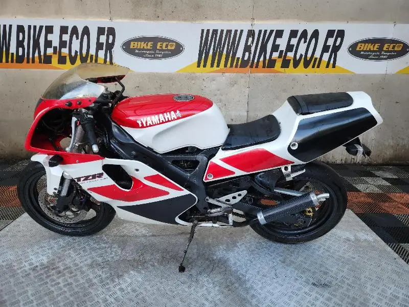 TZR 250