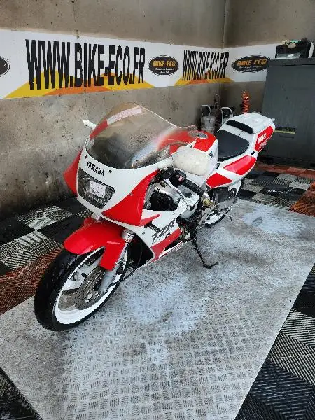 TZR 250