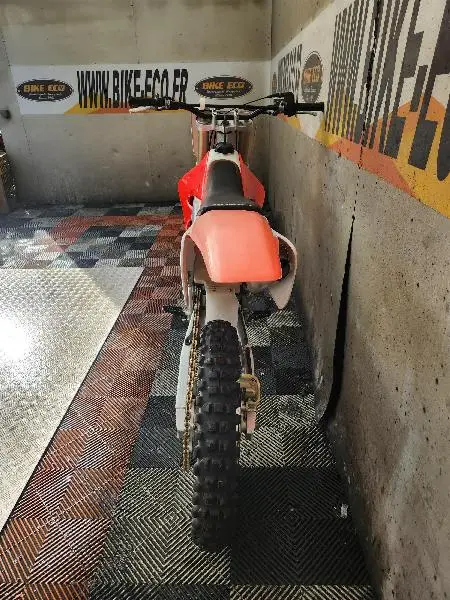 CR