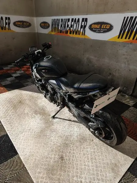 Street Triple 660