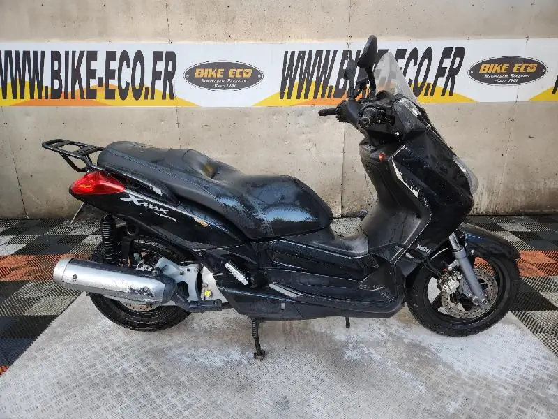 XMAX 125