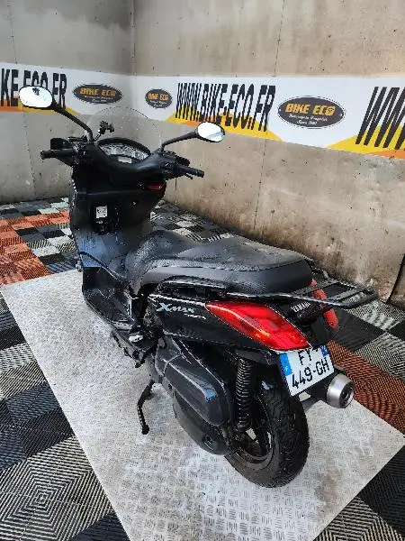 XMAX 125