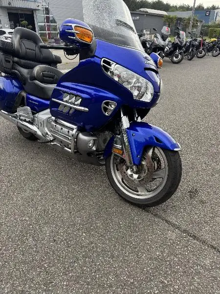 GL1800 GOLDWING