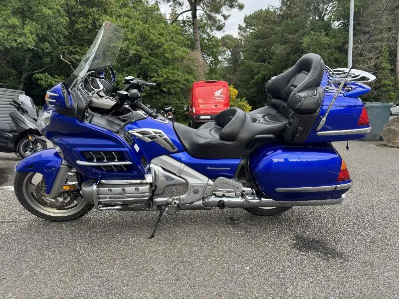 GL1800 GOLDWING