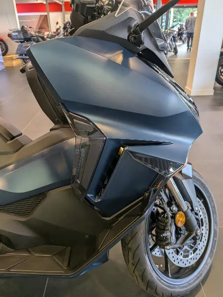 NSS FORZA 750