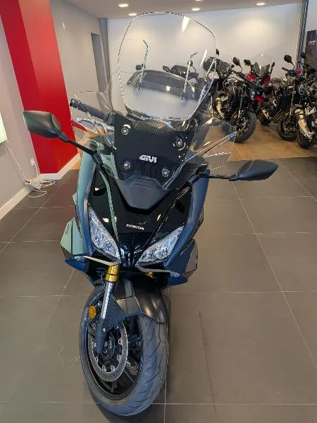 NSS FORZA 750