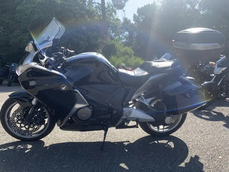 VFR 1200 F