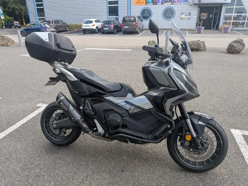XADV 750 DCT