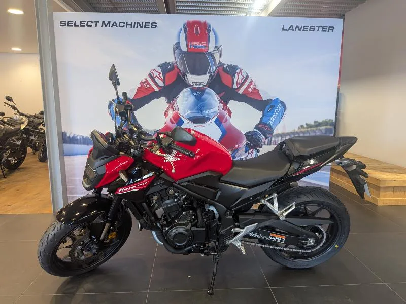 CB 500 Hornet 2025