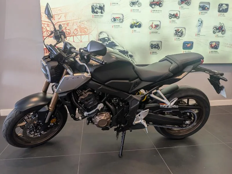 CB 650 R