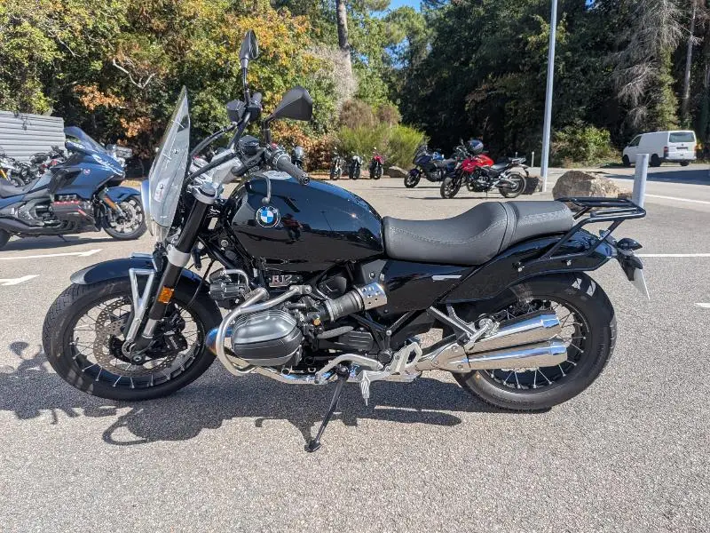 R12