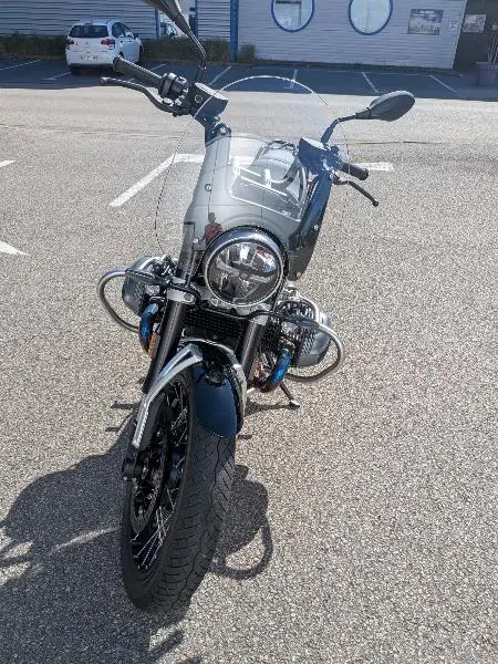 R12