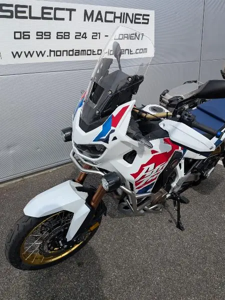 CRF 1100 L AFRICA TWIN  ADVENTURE SPORTS DCT