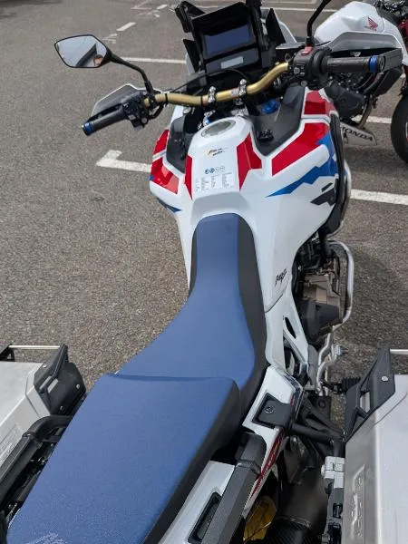 CRF 1100 L AFRICA TWIN  ADVENTURE SPORTS DCT
