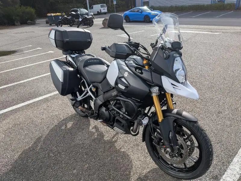 DL VSTROM 1000