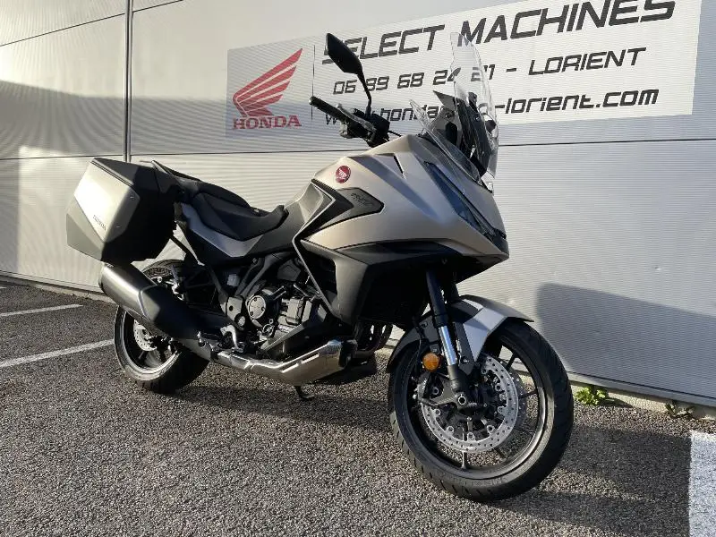 NT 1100 DCT