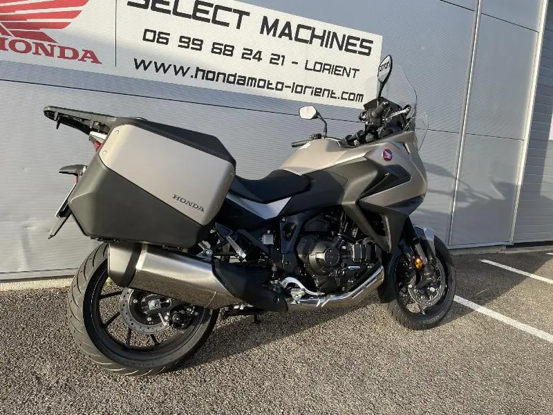 NT 1100 DCT