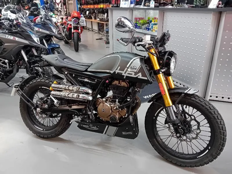 HIPSTER 125