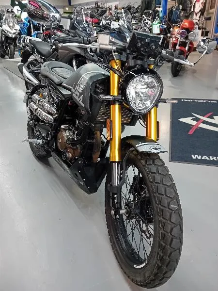 HIPSTER 125