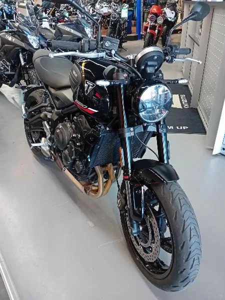 TRIDENT 660